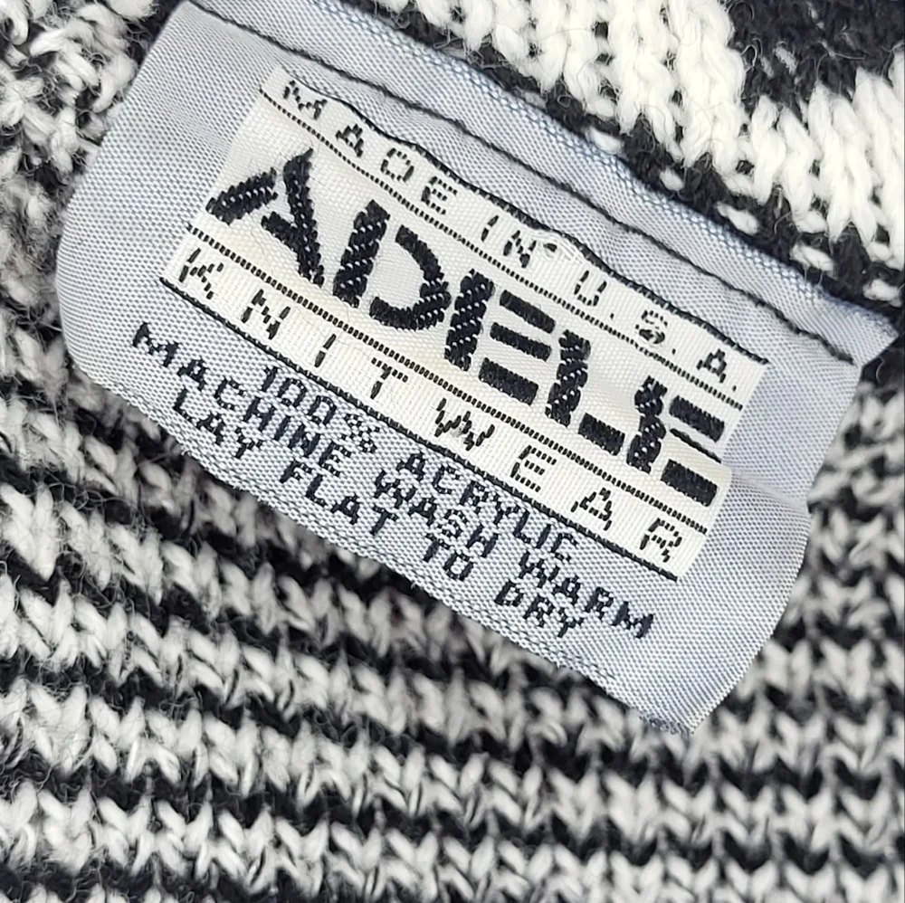 Vtg 90s Adele Knit Sweater Gray Black Blue Size Small Arrows Made in USA